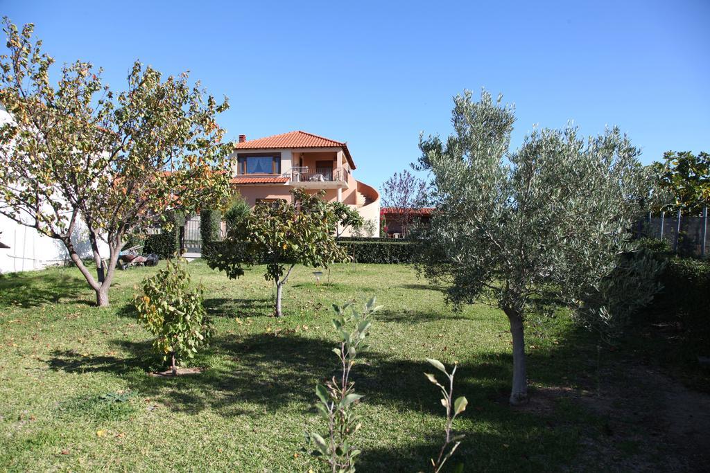 Vista Mare Villa Néa Irákleia Eksteriør billede