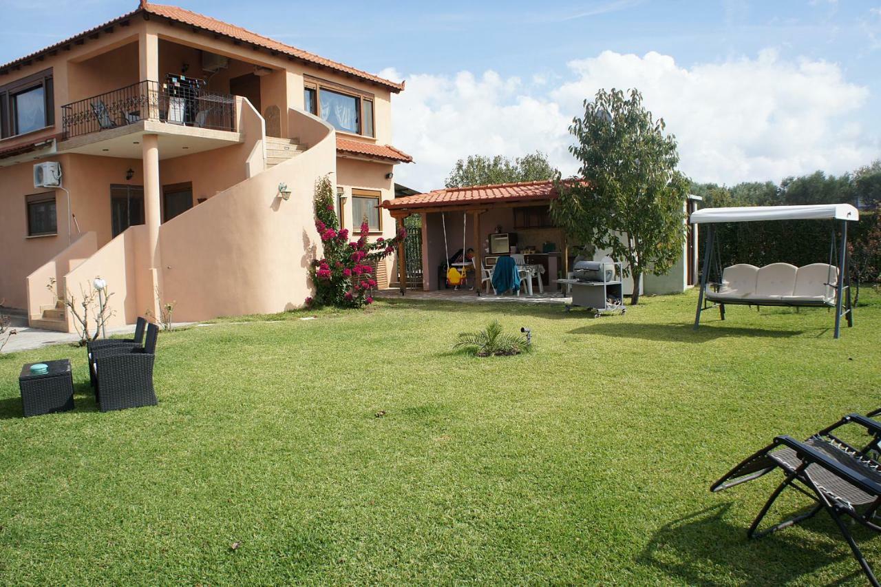 Vista Mare Villa Néa Irákleia Eksteriør billede